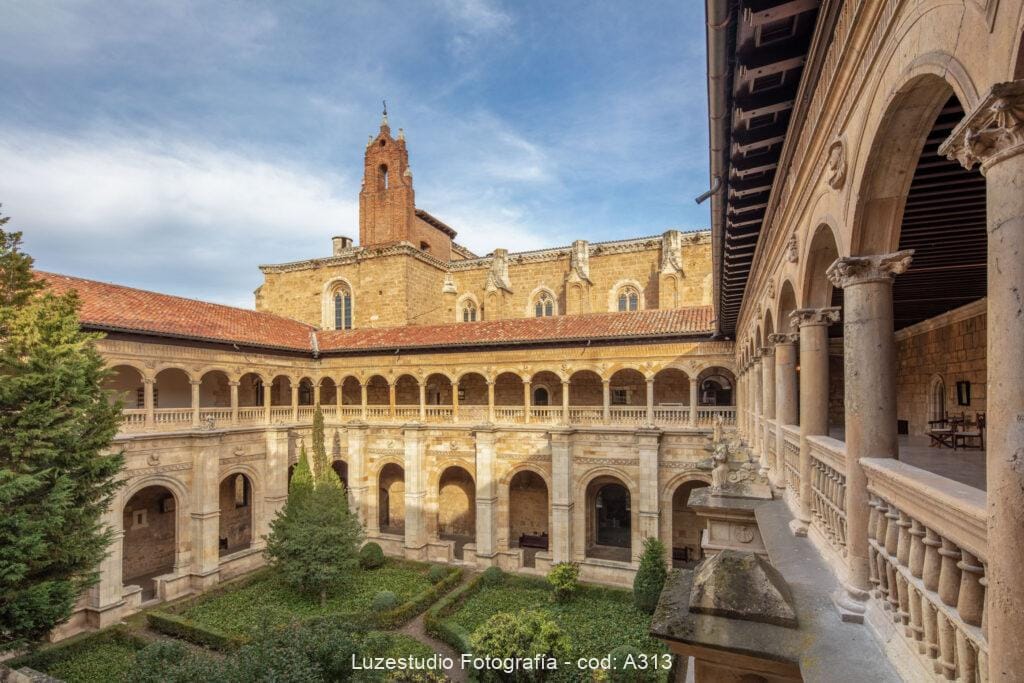 Parador de leon fotografia de arquitectura e interiores por la fotografa alina banta12 1